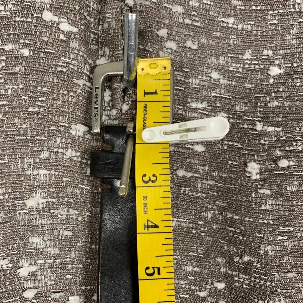 Levi's Black Full Grain Leather Belt Silver Tone Buckle Logo Men's Medium 36-38